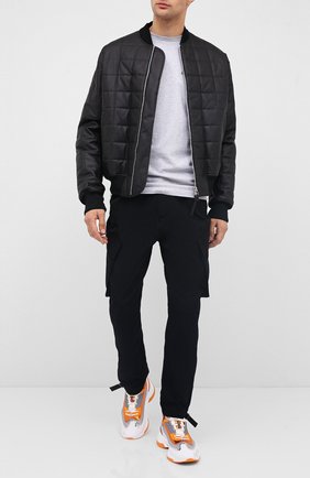 Мужская хлопковая футболка OFF-WHITE серого цвета по цене 26050 руб., арт. 0MAA027E20JER0150818 | Фото 2 Мужская хлопковая футболка OFF-WHITE серого цвета, арт. 0MAA027E20JER0150818 | Фото 2