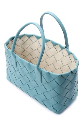 Женский сумка-тоут BOTTEGA VENETA голубого цвета по цене 343500 руб., арт. 630817/VMAY3 | Фото 4 Женский сумка-тоут BOTTEGA VENETA голубого цвета, арт. 630817/VMAY3 | Фото 4