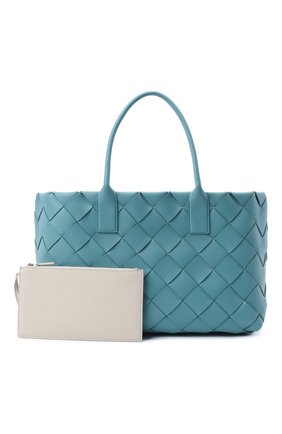 Женский сумка-тоут BOTTEGA VENETA голубого цвета по цене 343500 руб., арт. 630817/VMAY3 | Фото 5 Женский сумка-тоут BOTTEGA VENETA голубого цвета, арт. 630817/VMAY3 | Фото 5