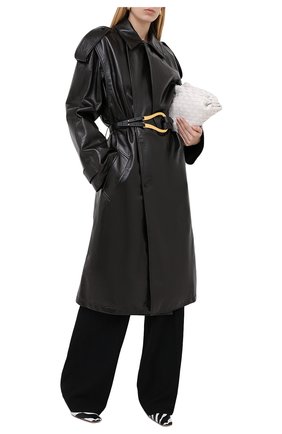 Женское кожаное пальто BOTTEGA VENETA темно-коричневого цвета, арт. 626527/VKLC0 | Фото 2 (Рукава: Длинные; Материал внешний: Кожа, Натуральная кожа; Женское Кросс-КТ: Замша и кожа; Длина (верхняя одежда): Длинные; 1-2-бортные: Двубортные; Региональные ограничения белый список (Axapta Mercury): RU)