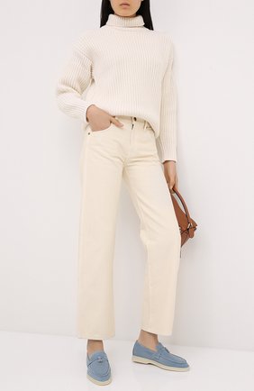 Женские замшевые лоферы summer charms walk LORO PIANA голубого цвета по цене 56300 руб., арт. FAE5444 | Фото 2 Женские замшевые лоферы summer charms walk LORO PIANA голубого цвета, арт. FAE5444 | Фото 2