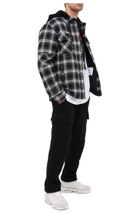 Мужская куртка OFF-WHITE черно-белого цвета по цене 109000 руб., арт. 0MEA236E20FAB0011000 | Фото 2 Мужская куртка OFF-WHITE черно-белого цвета, арт. 0MEA236E20FAB0011000 | Фото 2