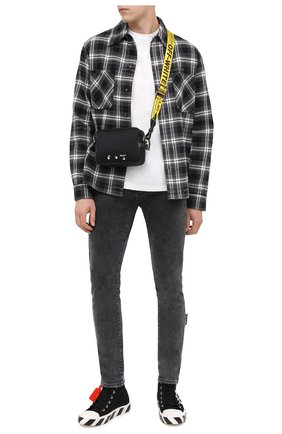 Мужская текстильная сумка OFF-WHITE черного цвета по цене 43200 руб., арт. 0MNA049E20FAB0011001 | Фото 2 Мужская текстильная сумка OFF-WHITE черного цвета, арт. 0MNA049E20FAB0011001 | Фото 2