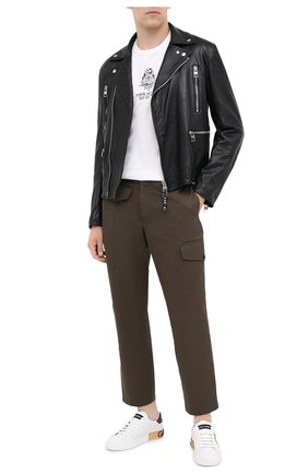 Мужские кожаные кеды portofino DOLCE & GABBANA белого цвета по цене 89700 руб., арт. CS1760/B5767 | Фото 2 Мужские кожаные кеды portofino DOLCE & GABBANA белого цвета, арт. CS1760/B5767 | Фото 2 (Материал внутренний: Натуральная кожа; Материал внешний: Кожа; Материал утеплителя: Без утеплителя; Длина стельки: 29,3, 27,2, 26,7, 27,3, 28, 28,2, 27,5, 28,5, 25,4, 26, 26,5, 28,8, 24,5, 24,7, 25,3, 25,5, 26,1, 26,3, 26,9, 27,1, 27,7, 27,9, 28,7, 30,1; Стили: Классический; ширина носка стельки: 8,9, 9, 9,2, 9,3, 9,4, 9,5, 9,6; толщина подошвы: 3,4, 3,5)