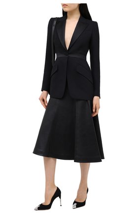 Женские замшевые туфли ALEXANDER MCQUEEN черного цвета по цене 75850 руб., арт. 633501/WHR72 | Фото 2 Женские замшевые туфли ALEXANDER MCQUEEN черного цвета, арт. 633501/WHR72 | Фото 2