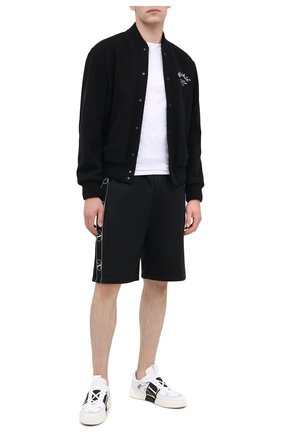 Мужские кожаные кеды valentino garavani vl7n VALENTINO белого цвета по цене 54550 руб., арт. UY2S0C58/WRQ | Фото 2 Мужские кожаные кеды valentino garavani vl7n VALENTINO белого цвета, арт. UY2S0C58/WRQ | Фото 2
