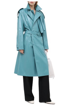 Женское кожаное пальто BOTTEGA VENETA голубого цвета по цене 730500 руб., арт. 626527/VKLC0 | Фото 2 Женское кожаное пальто BOTTEGA VENETA голубого цвета, арт. 626527/VKLC0 | Фото 2