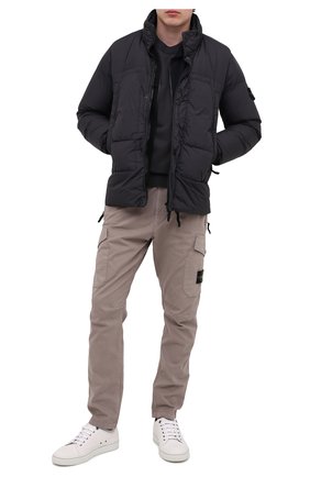 Мужская пуховая куртка STONE ISLAND темно-серого цвета по цене 59950 руб., арт. 731540123 | Фото 2 Мужская пуховая куртка STONE ISLAND темно-серого цвета, арт. 731540123 | Фото 2