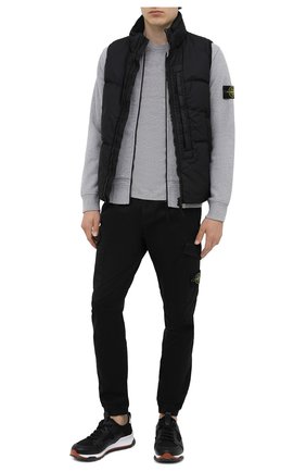 Мужская хлопковая футболка STONE ISLAND светло-серого цвета по цене 9560 руб., арт. 731524113 | Фото 2 Мужская хлопковая футболка STONE ISLAND светло-серого цвета, арт. 731524113 | Фото 2