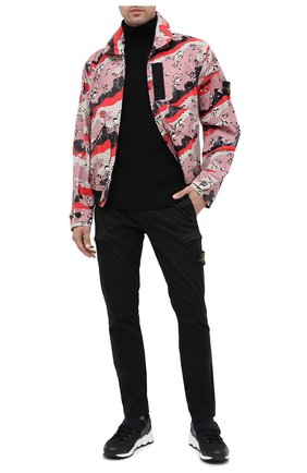Мужской хлопковые брюки-карго STONE ISLAND черного цвета по цене 24700 руб., арт. 7315321L1 | Фото 2 Мужской хлопковые брюки-карго STONE ISLAND черного цвета, арт. 7315321L1 | Фото 2
