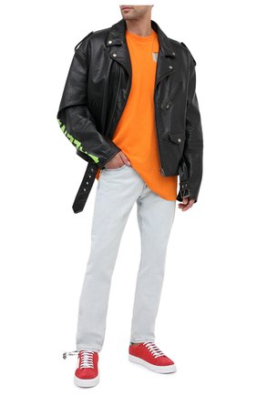 Мужские замшевые кеды arrows OFF-WHITE красного цвета по цене 41300 руб., арт. 0MIA177E20LEA0012501 | Фото 2 Мужские замшевые кеды arrows OFF-WHITE красного цвета, арт. 0MIA177E20LEA0012501 | Фото 2
