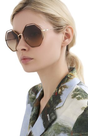Женские солнцезащитные очки CHLOÉ светло-коричневого цвета по цене 28250 руб., арт. 132S-213 | Фото 2 Женские солнцезащитные очки CHLOÉ светло-коричневого цвета, арт. 132S-213 | Фото 2