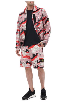 Мужская хлопковая футболка STONE ISLAND темно-синего цвета по цене 9560 руб., арт. 731524113 | Фото 2 Мужская хлопковая футболка STONE ISLAND темно-синего цвета, арт. 731524113 | Фото 2