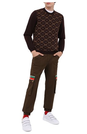 Мужской хлопковые брюки-карго GUCCI коричневого цвета по цене 74950 руб., арт. 623986/XDBA7 | Фото 2 Мужской хлопковые брюки-карго GUCCI коричневого цвета, арт. 623986/XDBA7 | Фото 2