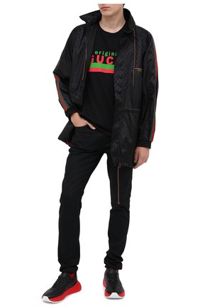 Мужская хлопковая футболка GUCCI черного цвета по цене 29950 руб., арт. 616036/XJC0Q | Фото 2 Мужская хлопковая футболка GUCCI черного цвета, арт. 616036/XJC0Q | Фото 2