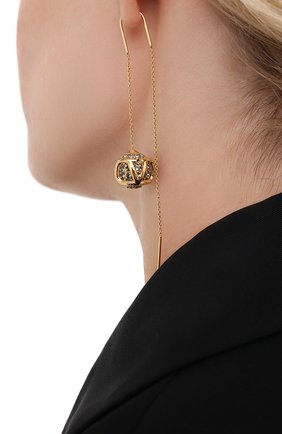 Женские серьги valentino garavani vlogo VALENTINO черного цвета по цене 29950 руб., арт. UW2J0G10/YCW | Фото 2 Женские серьги valentino garavani vlogo VALENTINO черного цвета, арт. UW2J0G10/YCW | Фото 2