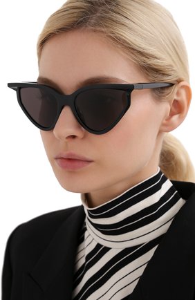 Мужские солнцезащитные очки BALENCIAGA черного цвета по цене 20800 руб., арт. BB0101S 001 | Фото 2 Мужские солнцезащитные очки BALENCIAGA черного цвета, арт. BB0101S 001 | Фото 2