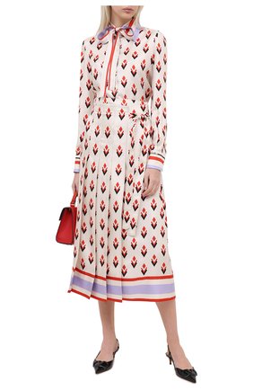 Женская шелковая блузка VALENTINO белого цвета по цене 147500 руб., арт. UB3AB18S5LB | Фото 2 Женская шелковая блузка VALENTINO белого цвета, арт. UB3AB18S5LB | Фото 2