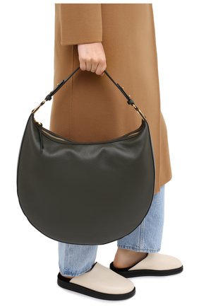 Женская сумка anais large COCCINELLE зеленого цвета по цене 33900 руб., арт. E1 GH0 13 04 01 | Фото 2 Женская сумка anais large COCCINELLE зеленого цвета, арт. E1 GH0 13 04 01 | Фото 2