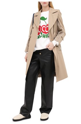 Женский хлопковый свитшот GUCCI белого цвета по цене 65900 руб., арт. 631695/XJCRT | Фото 2 Женский хлопковый свитшот GUCCI белого цвета, арт. 631695/XJCRT | Фото 2