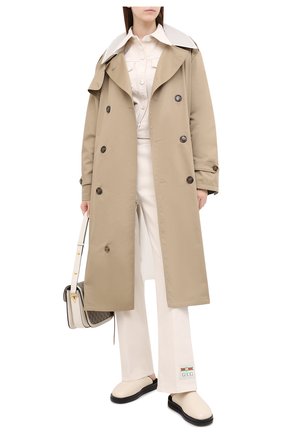 Женская джинсовая куртка GUCCI белого цвета по цене 74050 руб., арт. 625043/XDA9V | Фото 2 Женская джинсовая куртка GUCCI белого цвета, арт. 625043/XDA9V | Фото 2