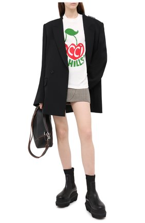 Женская хлопковая футболка GUCCI белого цвета по цене 29300 руб., арт. 580762/XJCRJ | Фото 2 Женская хлопковая футболка GUCCI белого цвета, арт. 580762/XJCRJ | Фото 2