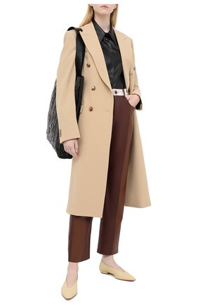 Женские кожаные балетки BOTTEGA VENETA светло-бежевого цвета по цене 43850 руб., арт. 608872/VBSD0 | Фото 2 Женские кожаные балетки BOTTEGA VENETA светло-бежевого цвета, арт. 608872/VBSD0 | Фото 2