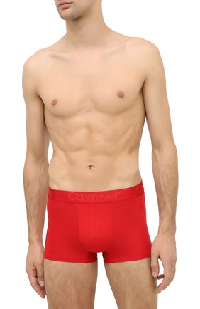 Мужские боксеры CALVIN KLEIN красного цвета по цене 2525 руб., арт. NB1556A | Фото 2 Мужские боксеры CALVIN KLEIN красного цвета, арт. NB1556A | Фото 2