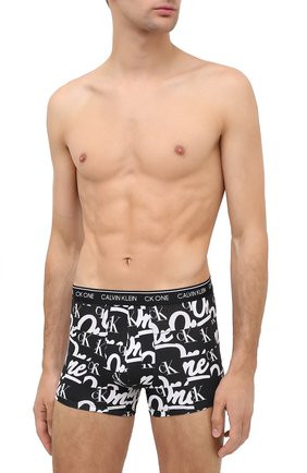 Мужские комплект из двух боксеров CALVIN KLEIN черно-белого цвета по цене 4155 руб., арт. NB2385A | Фото 2 Мужские комплект из двух боксеров CALVIN KLEIN черно-белого цвета, арт. NB2385A | Фото 2