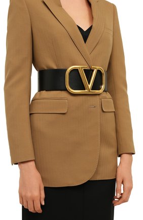 Женский кожаный ремень valentino garavani VALENTINO черного цвета по цене 55100 руб., арт. UW2T0S10/ZFR | Фото 2 Женский кожаный ремень valentino garavani VALENTINO черного цвета, арт. UW2T0S10/ZFR | Фото 2