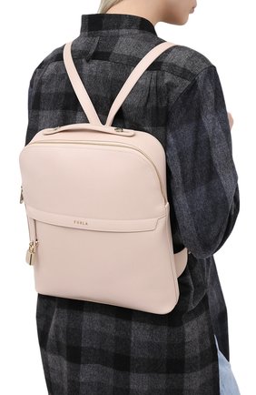 Женский рюкзак piper FURLA светло-розового цвета по цене 37950 руб., арт. BAHZFPI/ARE000 | Фото 2 Женский рюкзак piper FURLA светло-розового цвета, арт. BAHZFPI/ARE000 | Фото 2