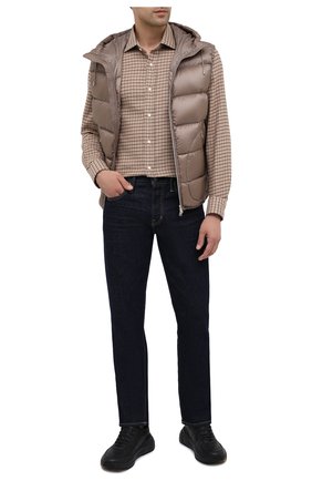 Мужской пуховый жилет RALPH LAUREN бежевого цвета по цене 72600 руб., арт. 790774257 | Фото 2 Мужской пуховый жилет RALPH LAUREN бежевого цвета, арт. 790774257 | Фото 2