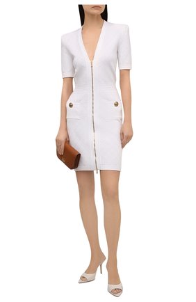 Женское платье из вискозы BALMAIN белого цвета по цене 152500 руб., арт. UF16435/K110 | Фото 2 Женское платье из вискозы BALMAIN белого цвета, арт. UF16435/K110 | Фото 2