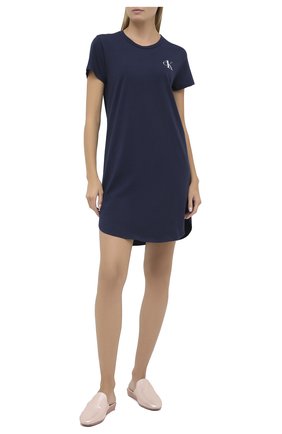 Женская хлопковая сорочка CALVIN KLEIN темно-синего цвета по цене 4995 руб., арт. QS6358E | Фото 2 Женская хлопковая сорочка CALVIN KLEIN темно-синего цвета, арт. QS6358E | Фото 2