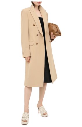 Женские кожаные мюли bv bold BOTTEGA VENETA кремвого цвета по цене 113500 руб., арт. 630175/VBT10 | Фото 2 Женские кожаные мюли bv bold BOTTEGA VENETA кремвого цвета, арт. 630175/VBT10 | Фото 2