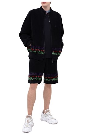 Мужская толстовка MARCELO BURLON черного цвета по цене 57100 руб., арт. CMEA151F20FAB002 | Фото 2 Мужская толстовка MARCELO BURLON черного цвета, арт. CMEA151F20FAB002 | Фото 2