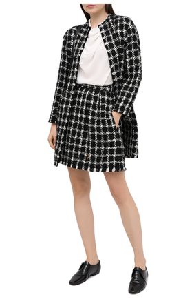 Женская юбка VALENTINO черно-белого цвета по цене 86750 руб., арт. UB3RA6875LC | Фото 2 Женская юбка VALENTINO черно-белого цвета, арт. UB3RA6875LC | Фото 2