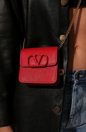Женская сумка valentino garavani vsling VALENTINO красного цвета по цене 57150 руб., арт. UW2P0S96/RQR | Фото 2 Женская сумка valentino garavani vsling VALENTINO красного цвета, арт. UW2P0S96/RQR | Фото 2
