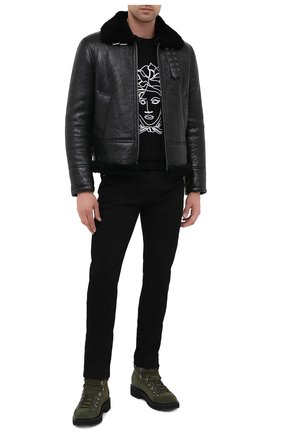 Мужские замшевые ботинки valentino garavani VALENTINO хаки цвета по цене 78350 руб., арт. UY2S0D70/FQF | Фото 2 Мужские замшевые ботинки valentino garavani VALENTINO хаки цвета, арт. UY2S0D70/FQF | Фото 2