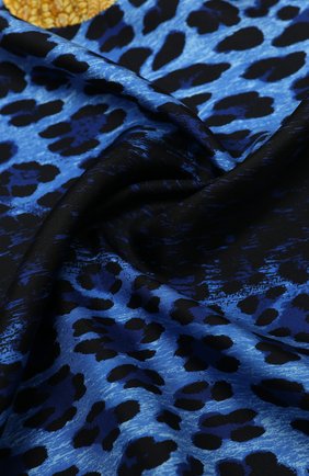 Женский шелковый платок VERSACE темно-синего цвета по цене 32700 руб., арт. IF09001/IT02282 | Фото 2 Женский шелковый платок VERSACE темно-синего цвета, арт. IF09001/IT02282 | Фото 2
