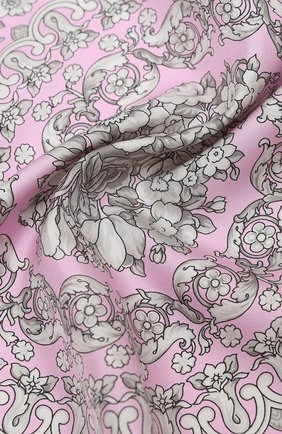 Женский шелковый платок VERSACE розового цвета по цене 35850 руб., арт. IF09001/IT02283 | Фото 2 Женский шелковый платок VERSACE розового цвета, арт. IF09001/IT02283 | Фото 2