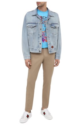 Мужская джинсовая куртка GUCCI голубого цвета по цене 99500 руб., арт. 594850/XDA83 | Фото 2 Мужская джинсовая куртка GUCCI голубого цвета, арт. 594850/XDA83 | Фото 2