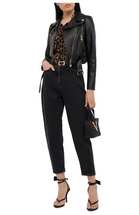Женская кожаная куртка VERSACE черного цвета по цене 284500 руб., арт. A87441/A210037 | Фото 2 Женская кожаная куртка VERSACE черного цвета, арт. A87441/A210037 | Фото 2