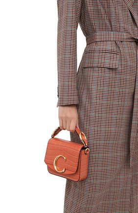 Женская сумка chloé c mini CHLOÉ светло-коричневого цвета по цене 113500 руб., арт. CHC19US193A87 | Фото 2 Женская сумка chloé c mini CHLOÉ светло-коричневого цвета, арт. CHC19US193A87 | Фото 2