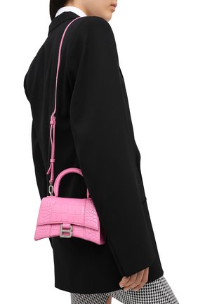 Женская сумка hourglass xs BALENCIAGA розового цвета по цене 148500 руб., арт. 592833/1LR6Y | Фото 5 Женская сумка hourglass xs BALENCIAGA розового цвета, арт. 592833/1LR6Y | Фото 5 (Сумки-технические: Сумки через плечо, Сумки top-handle; Материал: Натуральная кожа; Размер: mini; Ремень/цепочка: На ремешке)