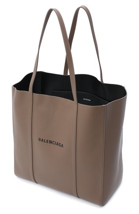 Женский сумка-тоут everyday s BALENCIAGA темно-бежевого цвета по цене 88350 руб., арт. 551812/D6W2N | Фото 4 Женский сумка-тоут everyday s BALENCIAGA темно-бежевого цвета, арт. 551812/D6W2N | Фото 4