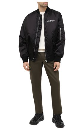Мужской хлопковые брюки-карго VALENTINO хаки цвета по цене 62700 руб., арт. UV3REB056GH | Фото 2 Мужской хлопковые брюки-карго VALENTINO хаки цвета, арт. UV3REB056GH | Фото 2