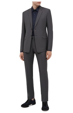 Мужская хлопковая сорочка PRADA синего цвета по цене 49500 руб., арт. UCM608-F62-F0008 | Фото 2 Мужская хлопковая сорочка PRADA синего цвета, арт. UCM608-F62-F0008 | Фото 2 (Материал внешний: Хлопок; Рукава: Длинные; Длина (для топов): Стандартные; Случай: Формальный; Стили: Классический; Воротник: Кент; Принт: Однотонные; Манжеты: На пуговицах)