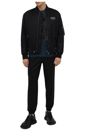 Мужские шерстяные джоггеры ZEGNA COUTURE черного цвета по цене 89950 руб., арт. CVCP21/8VPJ1 | Фото 2 Мужские шерстяные джоггеры ZEGNA COUTURE черного цвета, арт. CVCP21/8VPJ1 | Фото 2 (Материал внешний: Шерсть; Длина (брюки, джинсы): Стандартные; Силуэт М (брюки): Джоггеры; Стили: Спорт-шик)