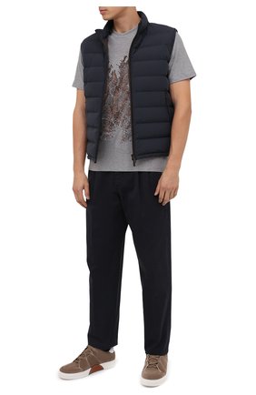 Мужской хлопковые брюки ERMENEGILDO ZEGNA темно-синего цвета по цене 42300 руб., арт. UVI04/TP31 | Фото 2 Мужской хлопковые брюки ERMENEGILDO ZEGNA темно-синего цвета, арт. UVI04/TP31 | Фото 2